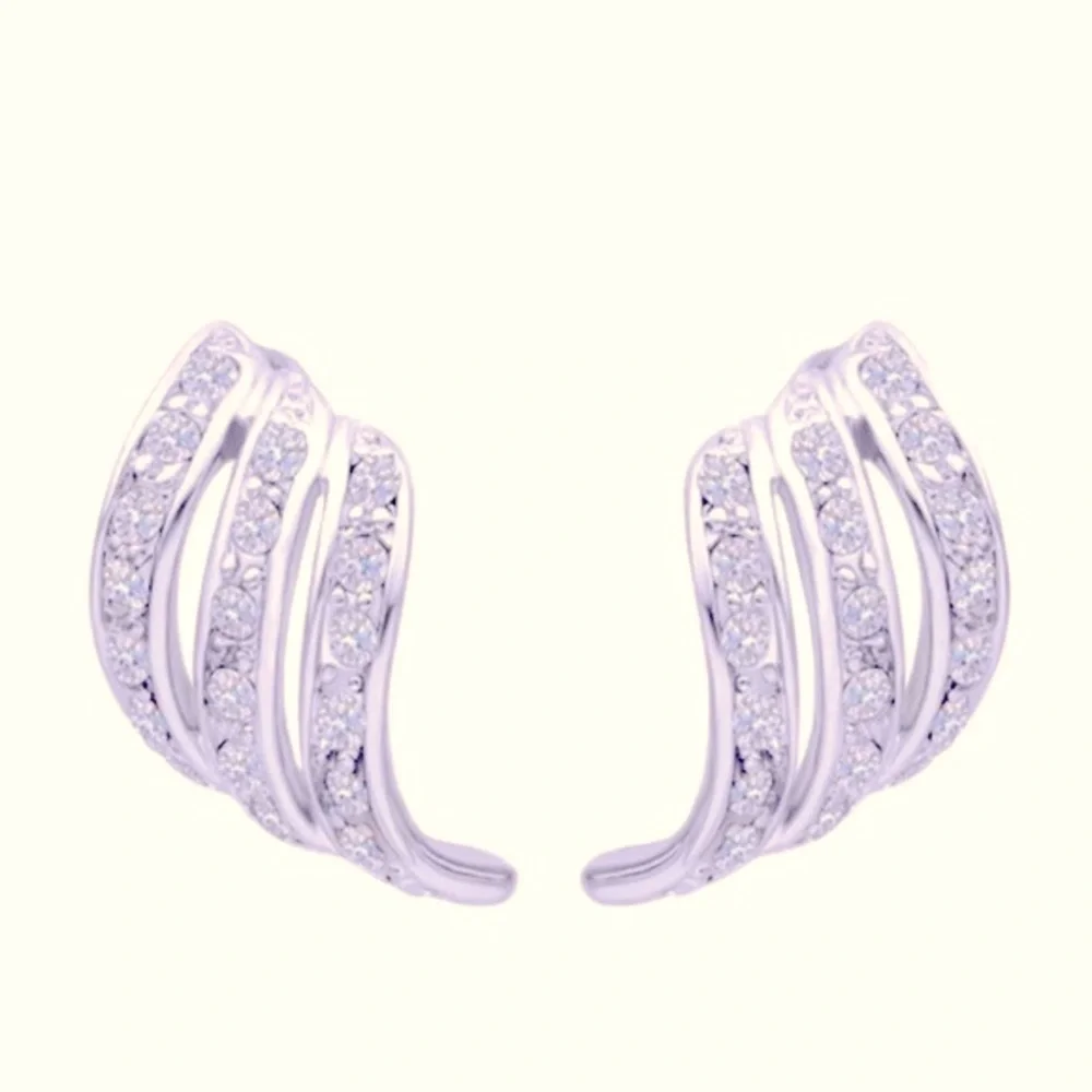 New Beautiful 925 Silver Sim. Diamond Studs